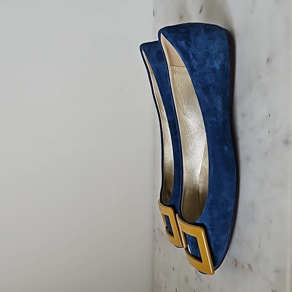 ROGER VIVIER:  Royal Blue Gommette silky soft suede ballet flats - Picture 2 of 7